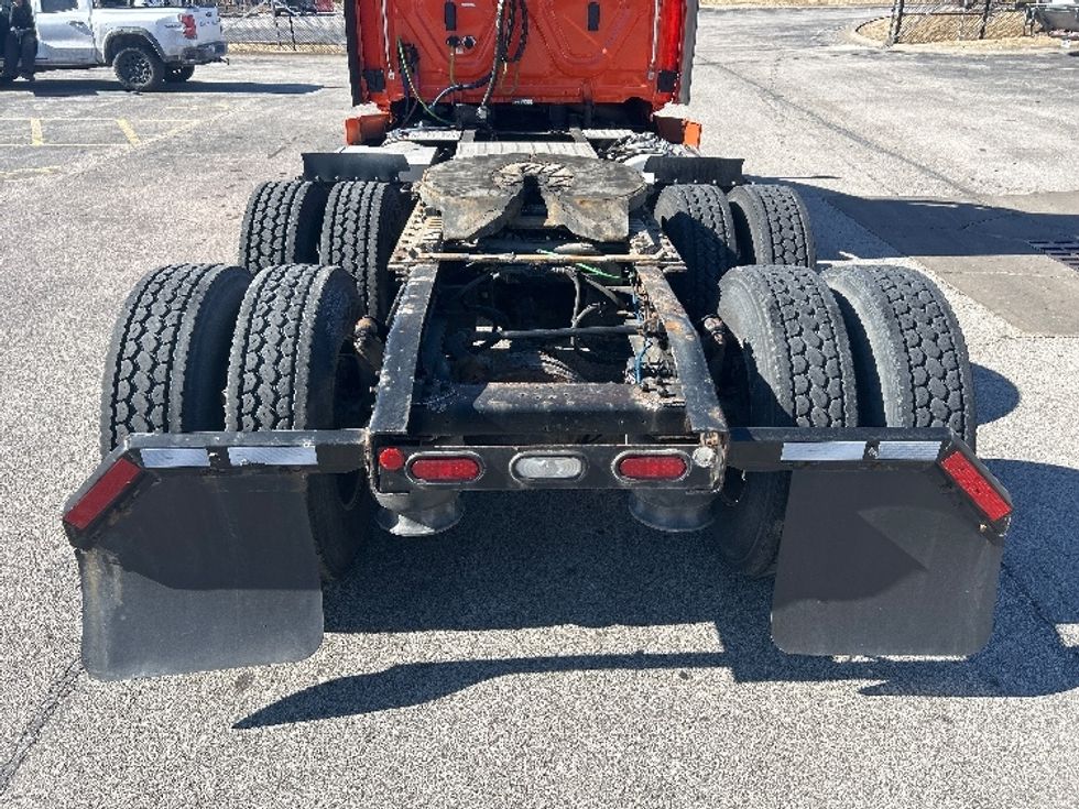 Day Cab Tractor-Heavy Duty Tractors-Freightliner-2020-T12664ST-Peosta-IA-660,243\n\t\tmiles-$ 28,000 - Image 6