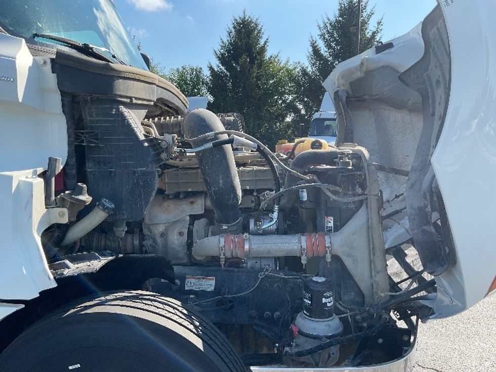 Day Cab Tractor-Heavy Duty Tractors-Freightliner-2020-T12664ST-Perrysburg-OH-409,688\n\t\tmiles-$ 49,250 - Image 15