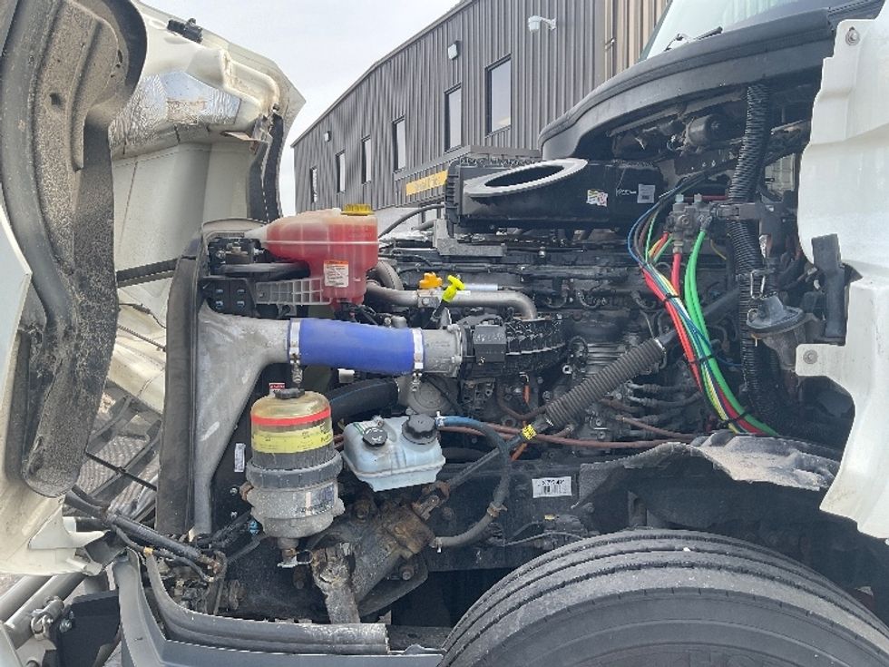 Day Cab Tractor-Heavy Duty Tractors-Freightliner-2020-T12664ST-Perrysburg-OH-437,314\n\t\tmiles-$ 48,750 - Image 16