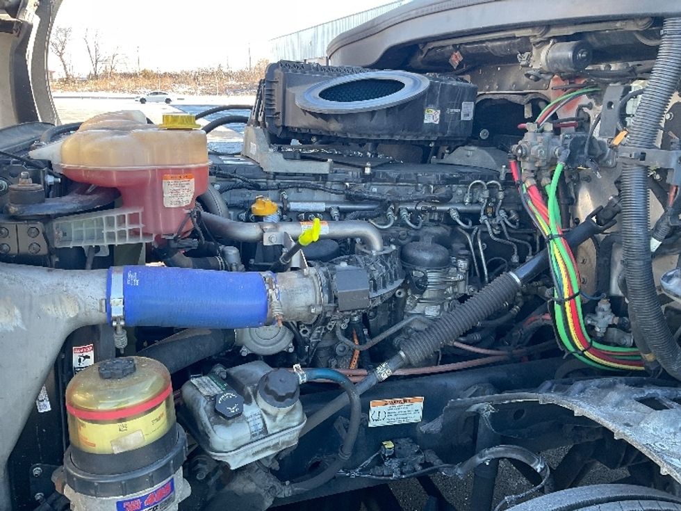 Day Cab Tractor-Heavy Duty Tractors-Freightliner-2020-T12664ST-Philadelphia-PA-364,997\n\t\tmiles-$ 48,750 - Image 16