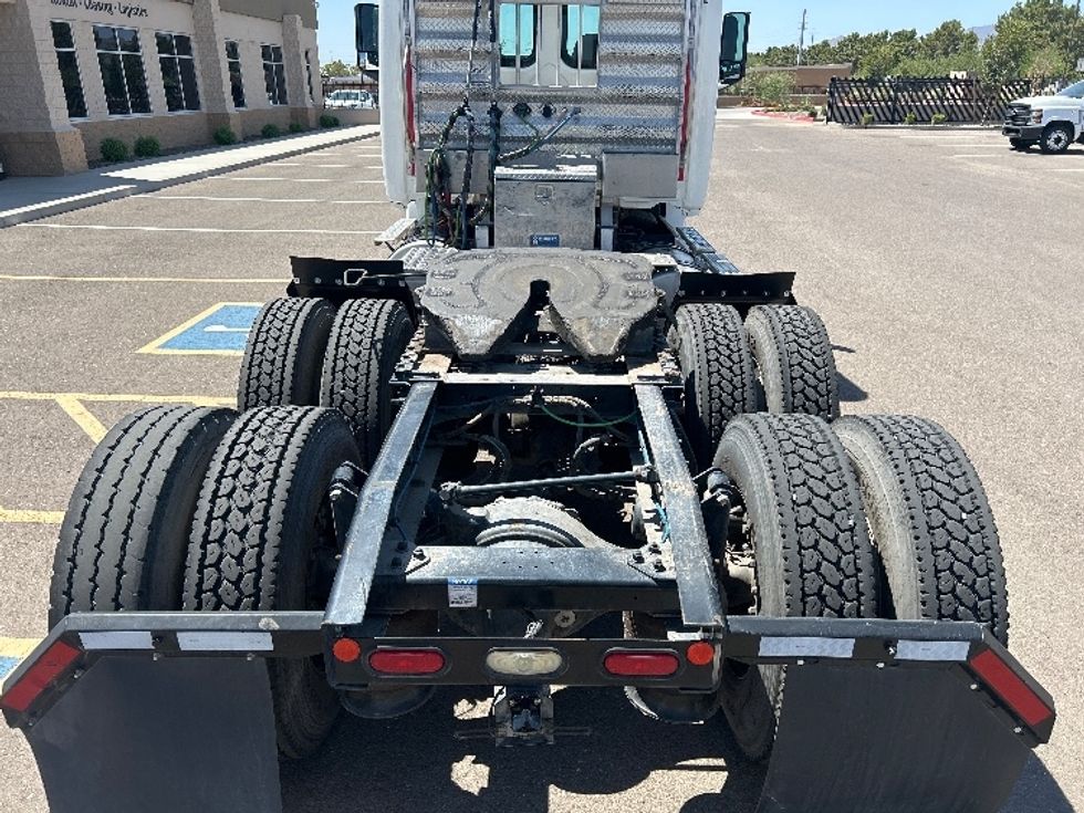 Day Cab Tractor-Heavy Duty Tractors-Freightliner-2020-T12664ST-Phoenix-AZ-101,500\n\t\tmiles-$ 68,250 - Image 6