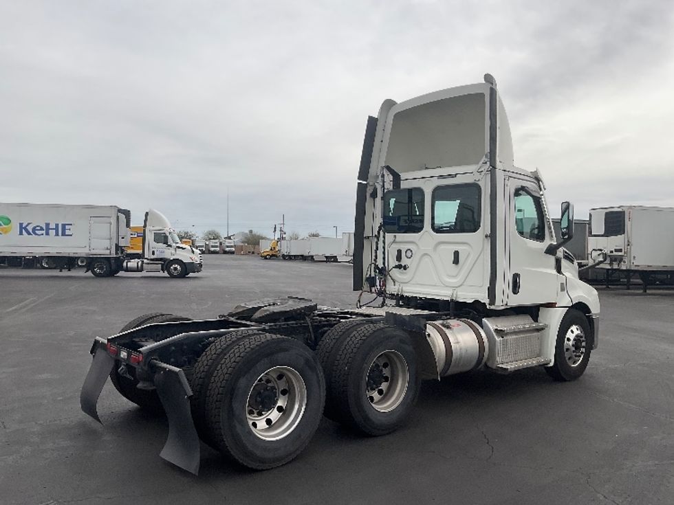 Day Cab Tractor-Heavy Duty Tractors-Freightliner-2020-T12664ST-Phoenix-AZ-137,941\n\t\tmiles-$ 66,750 - Image 7