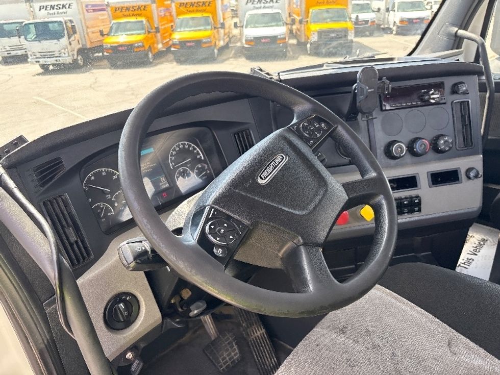 Day Cab Tractor-Heavy Duty Tractors-Freightliner-2020-T12664ST-Phoenix-AZ-242,755\n\t\tmiles-$ 57,750 - Image 9