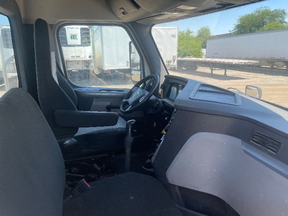 Day Cab Tractor-Heavy Duty Tractors-Freightliner-2020-T12664ST-Phoenix-AZ-246,042\n\t\tmiles-$ 59,500 - Image 14