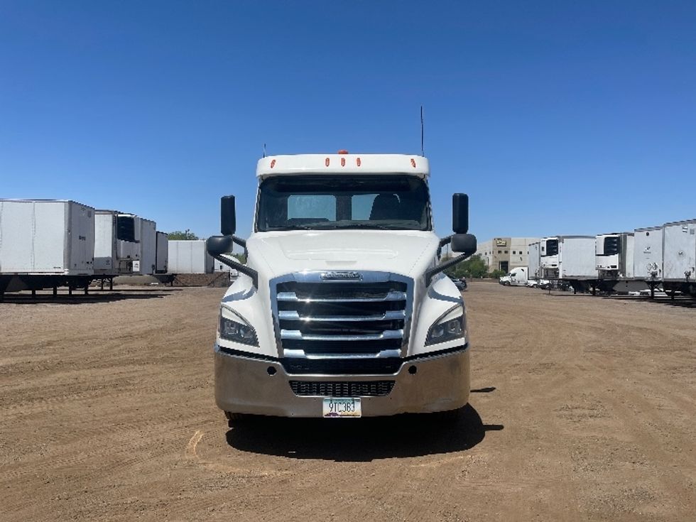Day Cab Tractor-Heavy Duty Tractors-Freightliner-2020-T12664ST-Phoenix-AZ-246,042\n\t\tmiles-$ 59,500 - Image 2