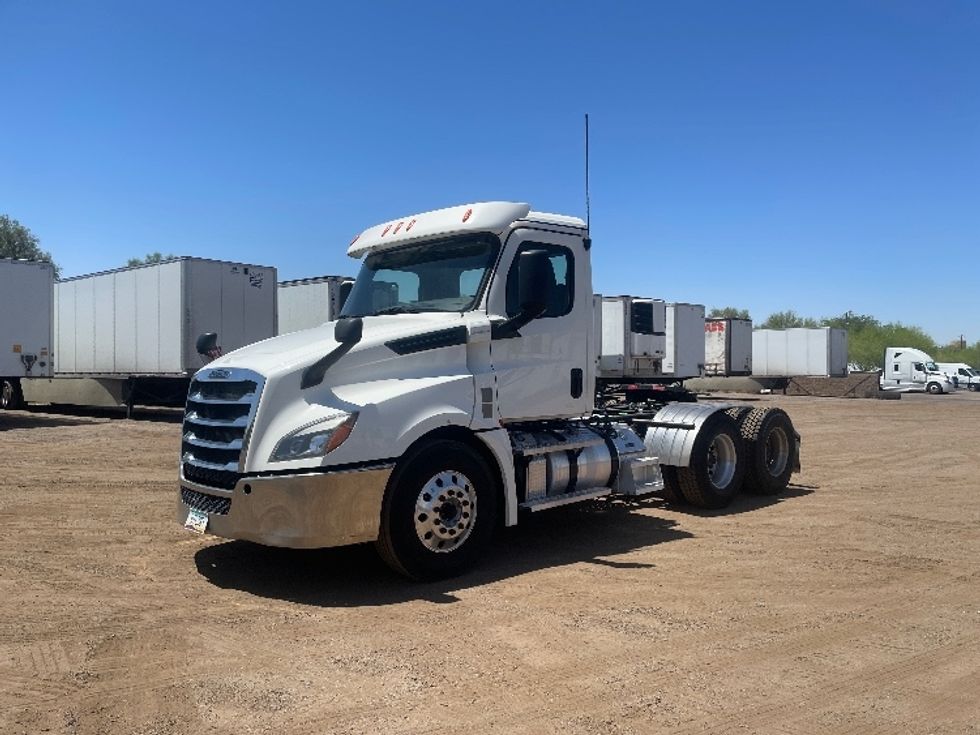 Day Cab Tractor-Heavy Duty Tractors-Freightliner-2020-T12664ST-Phoenix-AZ-246,042\n\t\tmiles-$ 59,500 - Image 3
