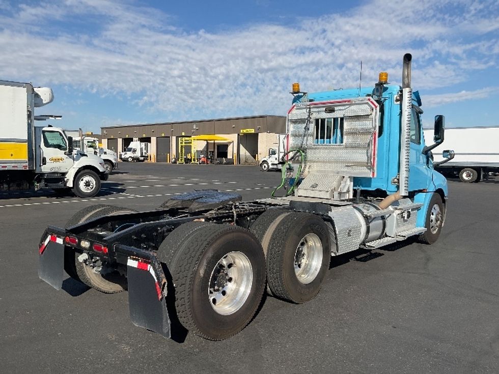 Day Cab Tractor-Heavy Duty Tractors-Freightliner-2020-T12664ST-Phoenix-AZ-285,547\n\t\tmiles-$ 59,000 - Image 7