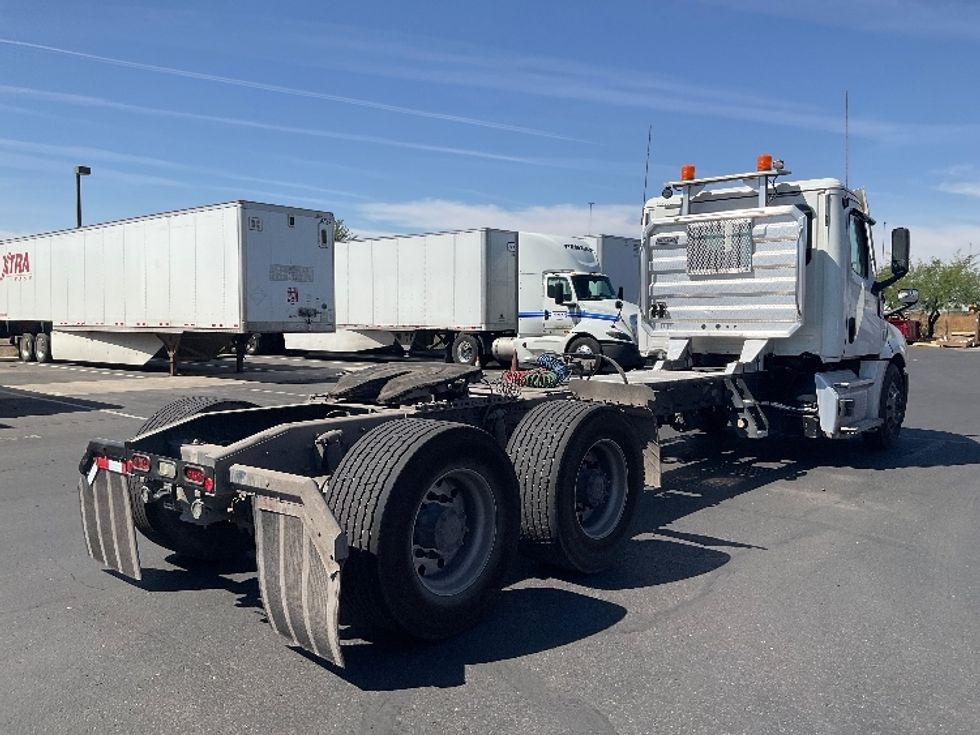 Day Cab Tractor-Heavy Duty Tractors-Freightliner-2020-T12664ST-Phoenix-AZ-308,716\n\t\tmiles-$ 60,000 - Image 7