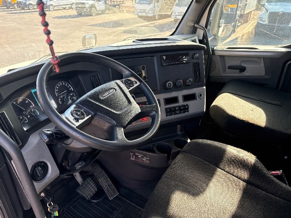 Day Cab Tractor-Heavy Duty Tractors-Freightliner-2020-T12664ST-Phoenix-AZ-325,985\n\t\tmiles-$ 59,000 - Image 10
