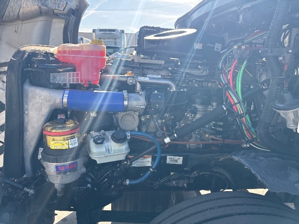 Day Cab Tractor-Heavy Duty Tractors-Freightliner-2020-T12664ST-Phoenix-AZ-325,985\n\t\tmiles-$ 59,000 - Image 16