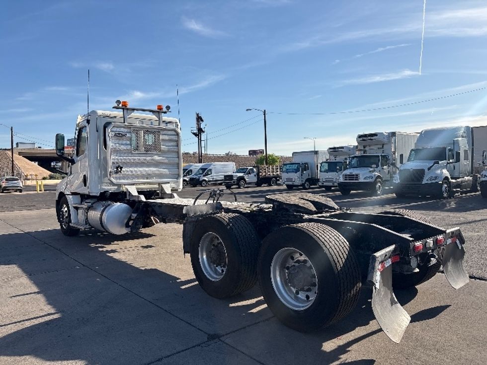 Day Cab Tractor-Heavy Duty Tractors-Freightliner-2020-T12664ST-Phoenix-AZ-325,985\n\t\tmiles-$ 59,000 - Image 5