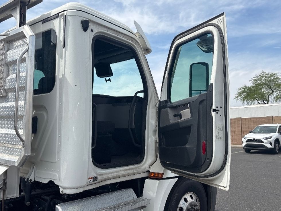 Day Cab Tractor-Heavy Duty Tractors-Freightliner-2020-T12664ST-Phoenix-AZ-366,249\n\t\tmiles-$ 56,750 - Image 12