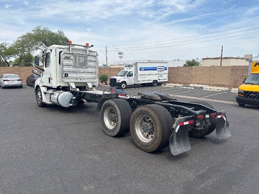 Day Cab Tractor-Heavy Duty Tractors-Freightliner-2020-T12664ST-Phoenix-AZ-366,249\n\t\tmiles-$ 56,750 - Image 5
