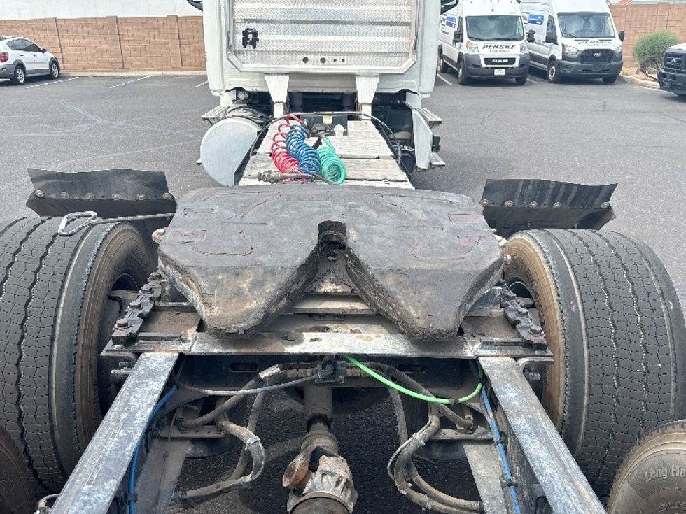 Day Cab Tractor-Heavy Duty Tractors-Freightliner-2020-T12664ST-Phoenix-AZ-366,249\n\t\tmiles-$ 56,750 - Image 6