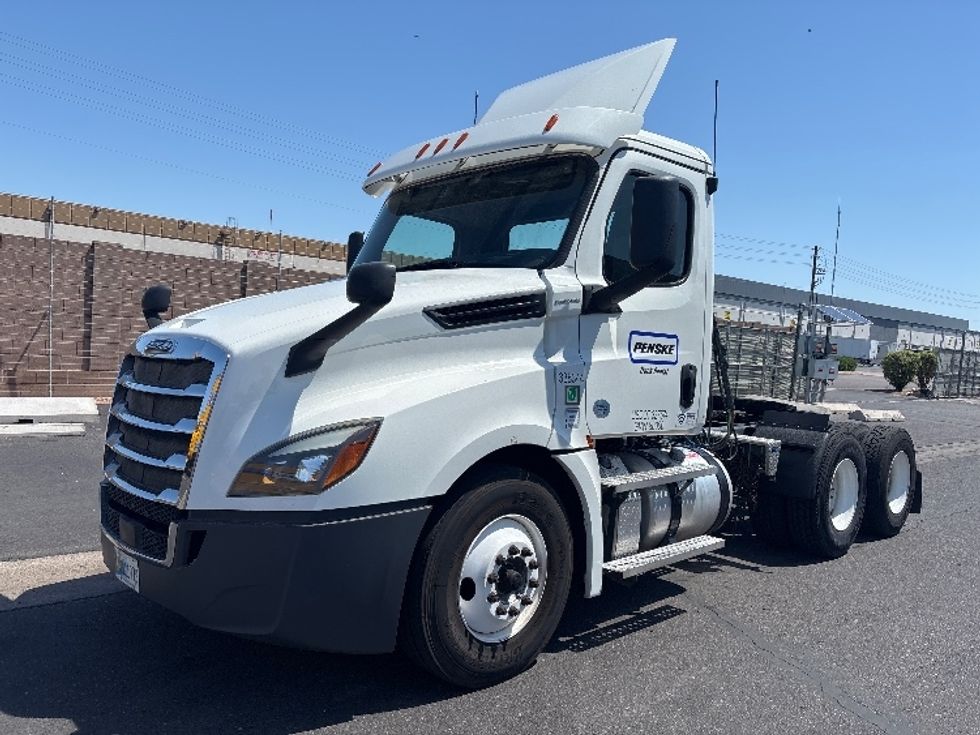 Day Cab Tractor-Heavy Duty Tractors-Freightliner-2020-T12664ST-Phoenix-AZ-436,494\n\t\tmiles-$ 44,000 - Image 3