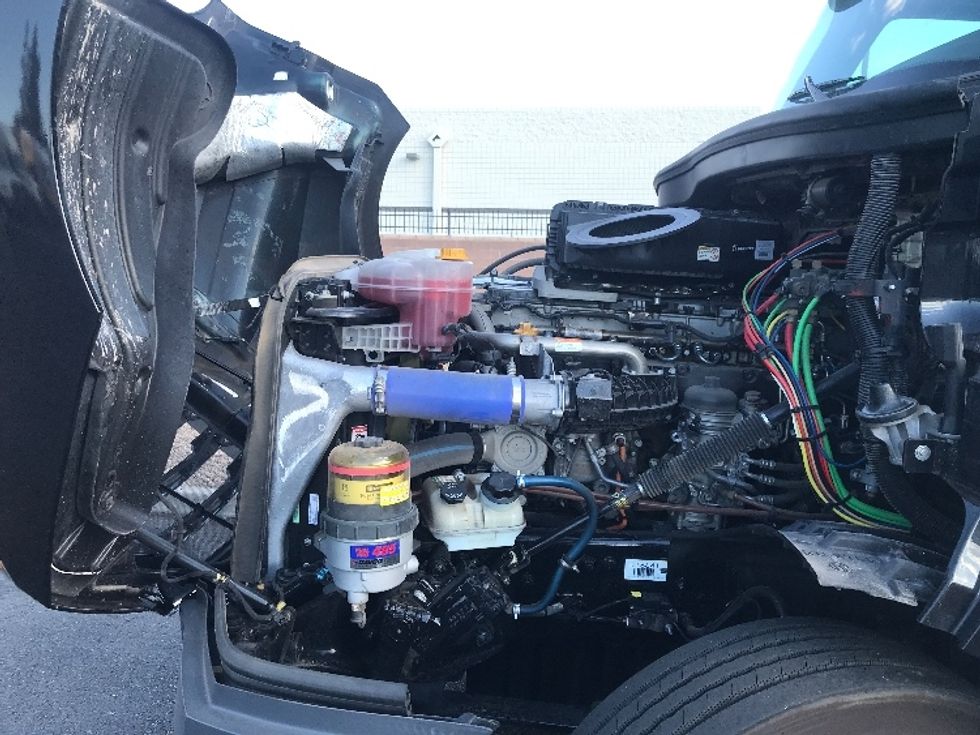 Day Cab Tractor-Heavy Duty Tractors-Freightliner-2020-T12664ST-Phoenix-AZ-446,017\n\t\tmiles-$ 60,500 - Image 16