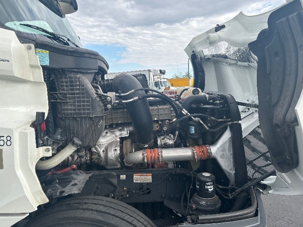 Day Cab Tractor-Heavy Duty Tractors-Freightliner-2020-T12664ST-Phoenix-AZ-461,062\n\t\tmiles-$ 48,000 - Image 15