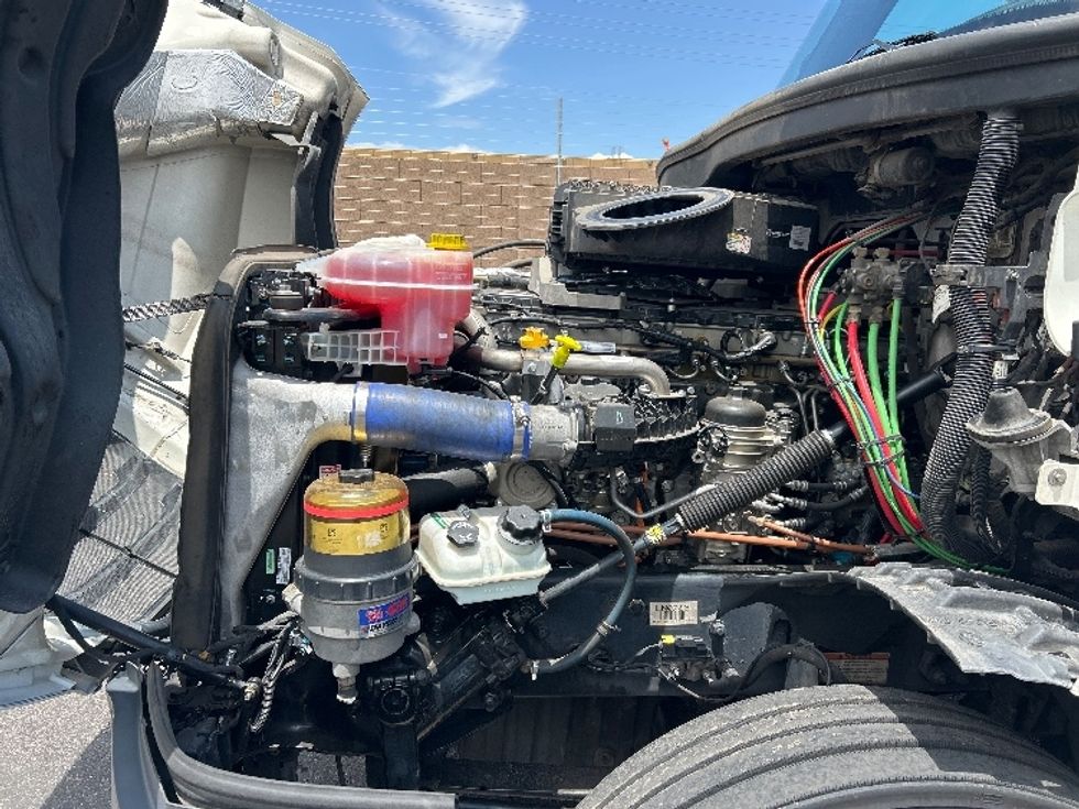 Day Cab Tractor-Heavy Duty Tractors-Freightliner-2020-T12664ST-Phoenix-AZ-495,679\n\t\tmiles-$ 45,750 - Image 16