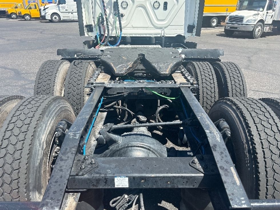 Day Cab Tractor-Heavy Duty Tractors-Freightliner-2020-T12664ST-Phoenix-AZ-497,374\n\t\tmiles-$ 53,750 - Image 6