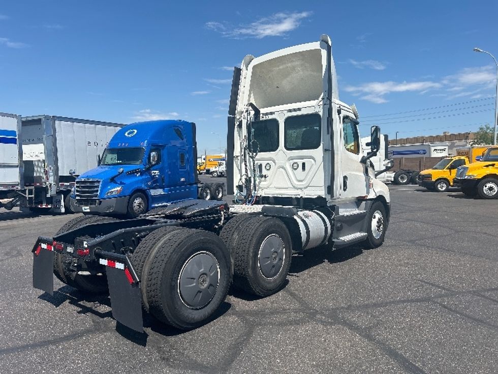 Day Cab Tractor-Heavy Duty Tractors-Freightliner-2020-T12664ST-Phoenix-AZ-497,374\n\t\tmiles-$ 53,750 - Image 7