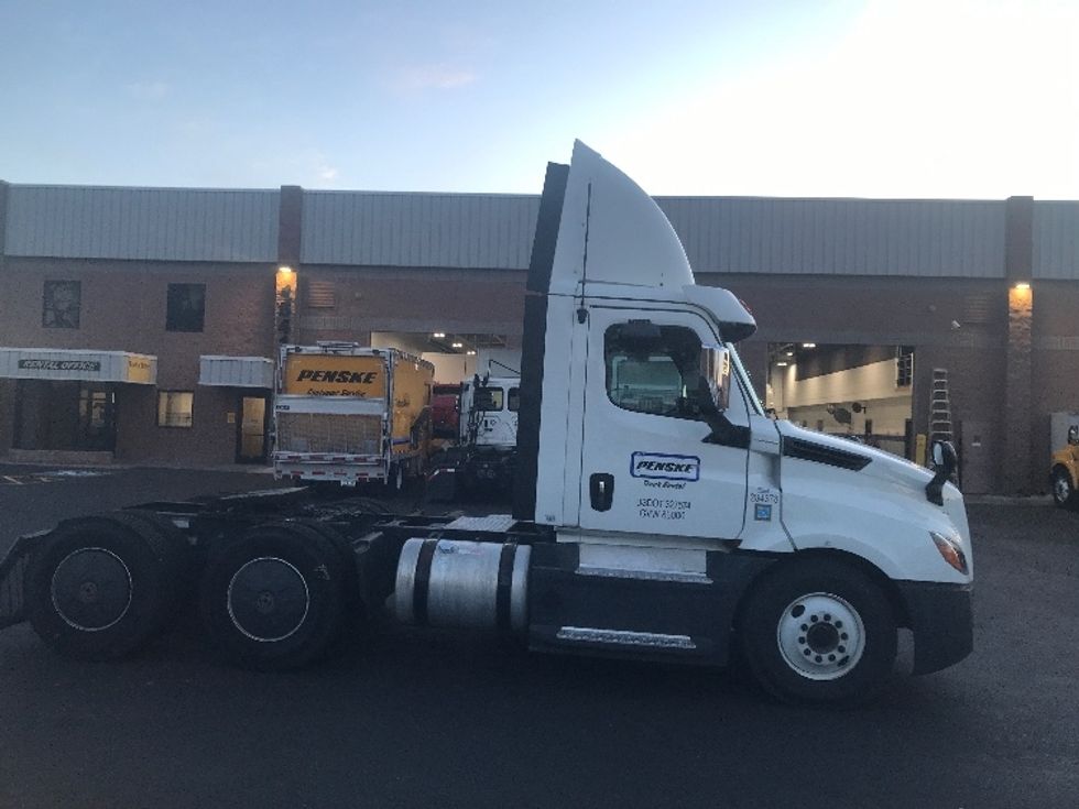 Day Cab Tractor-Heavy Duty Tractors-Freightliner-2020-T12664ST-Phoenix-AZ-507,141\n\t\tmiles-$ 44,500 - Image 8