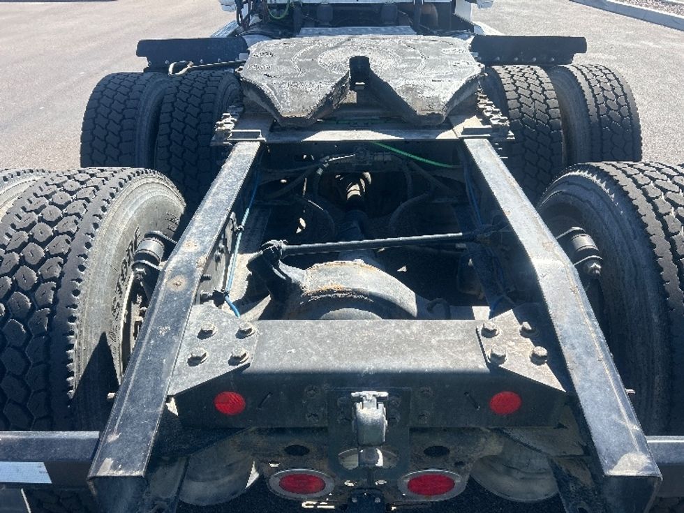 Day Cab Tractor-Heavy Duty Tractors-Freightliner-2020-T12664ST-Phoenix-AZ-593,480\n\t\tmiles-$ 35,250 - Image 6