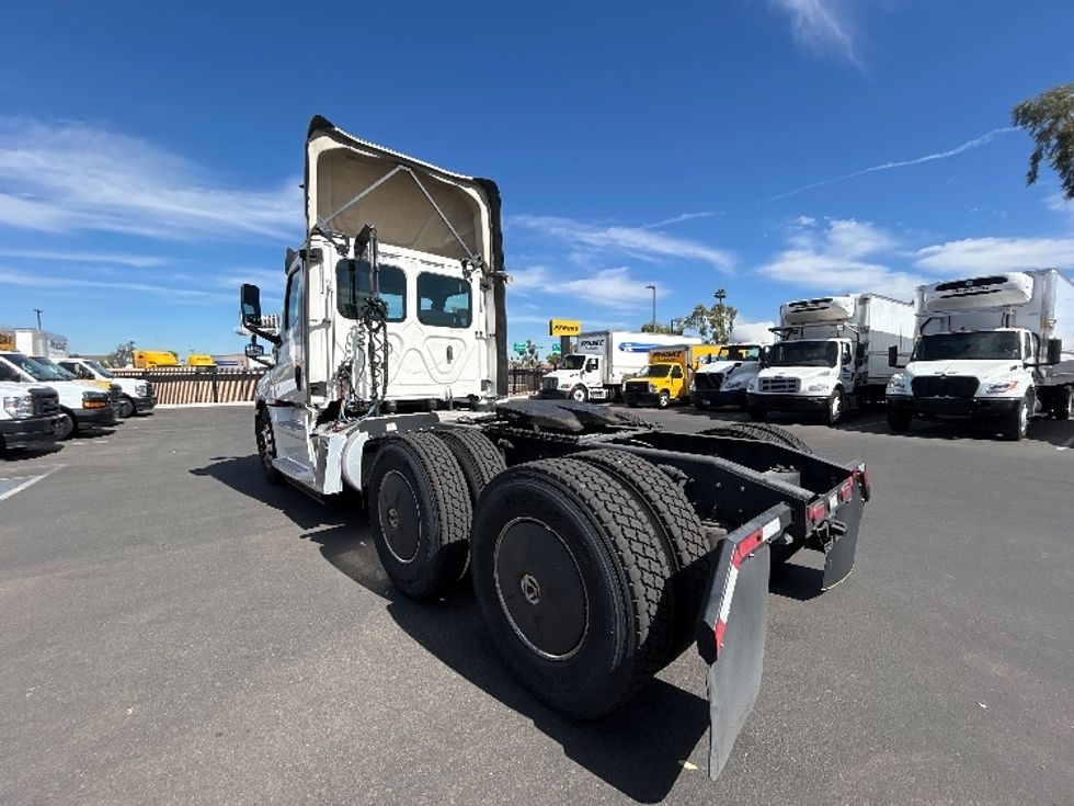 Day Cab Tractor-Heavy Duty Tractors-Freightliner-2020-T12664ST-Phoenix-AZ-614,800\n\t\tmiles-$ 40,750 - Image 5