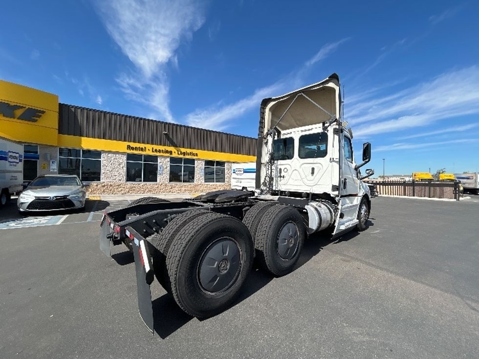 Day Cab Tractor-Heavy Duty Tractors-Freightliner-2020-T12664ST-Phoenix-AZ-614,800\n\t\tmiles-$ 40,750 - Image 7