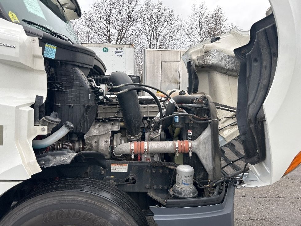 Day Cab Tractor-Heavy Duty Tractors-Freightliner-2020-T12664ST-Piqua-OH-261,908\n\t\tmiles-$ 57,000 - Image 15