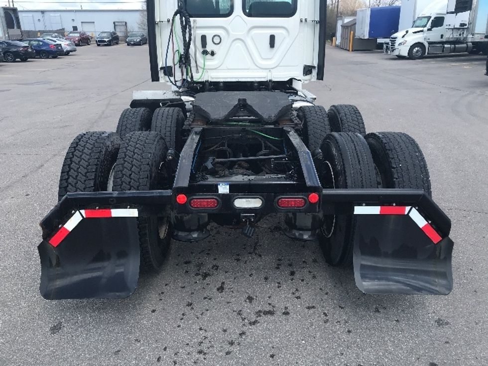 Day Cab Tractor-Heavy Duty Tractors-Freightliner-2020-T12664ST-Piqua-OH-409,103\n\t\tmiles-$ 52,250 - Image 6