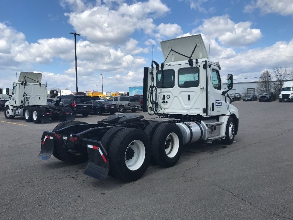 Day Cab Tractor-Heavy Duty Tractors-Freightliner-2020-T12664ST-Piqua-OH-409,103\n\t\tmiles-$ 52,250 - Image 7
