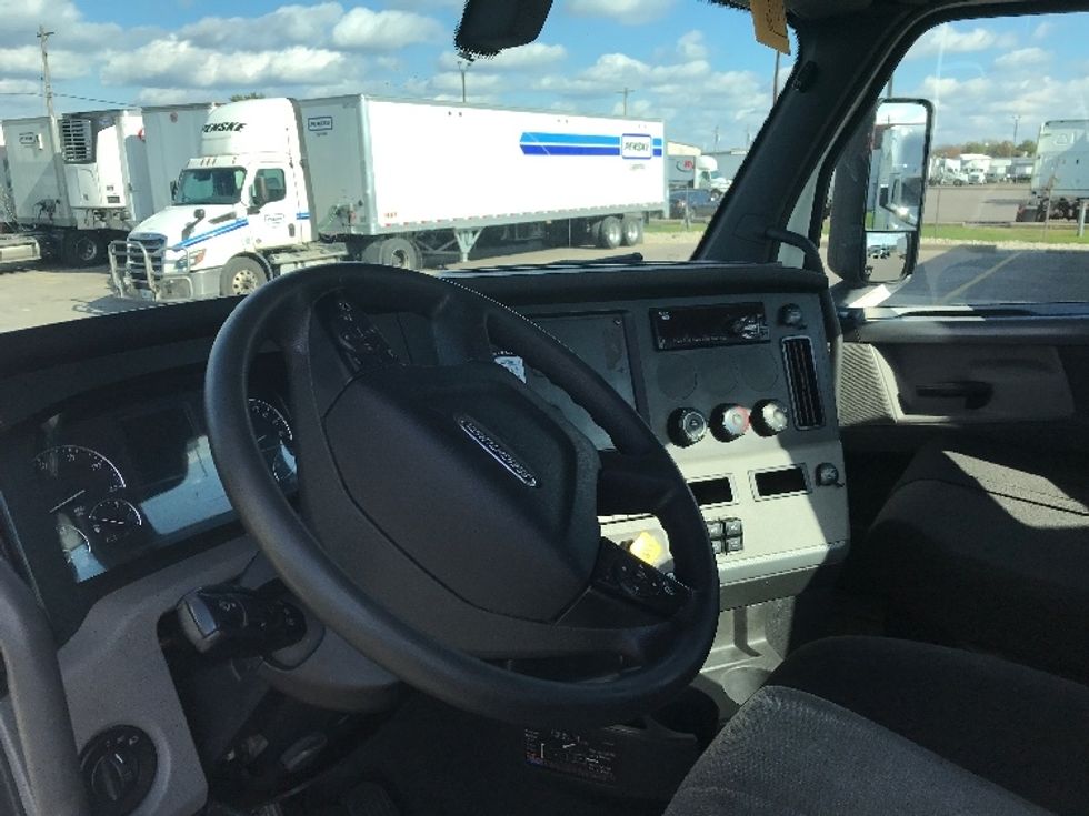 Day Cab Tractor-Heavy Duty Tractors-Freightliner-2020-T12664ST-Piqua-OH-504,244\n\t\tmiles-$ 56,250 - Image 10
