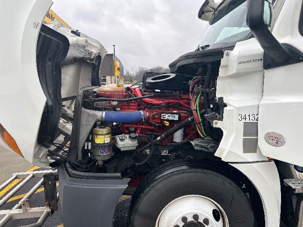 Day Cab Tractor-Heavy Duty Tractors-Freightliner-2020-T12664ST-Piqua-OH-525,214\n\t\tmiles-$ 40,500 - Image 14