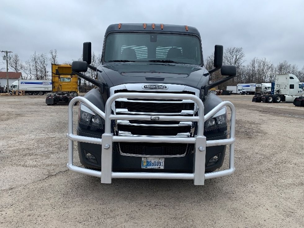 Day Cab Tractor-Heavy Duty Tractors-Freightliner-2020-T12664ST-Poplar Bluff-MO-580,601\n\t\tmiles-$ 45,000 - Image 2