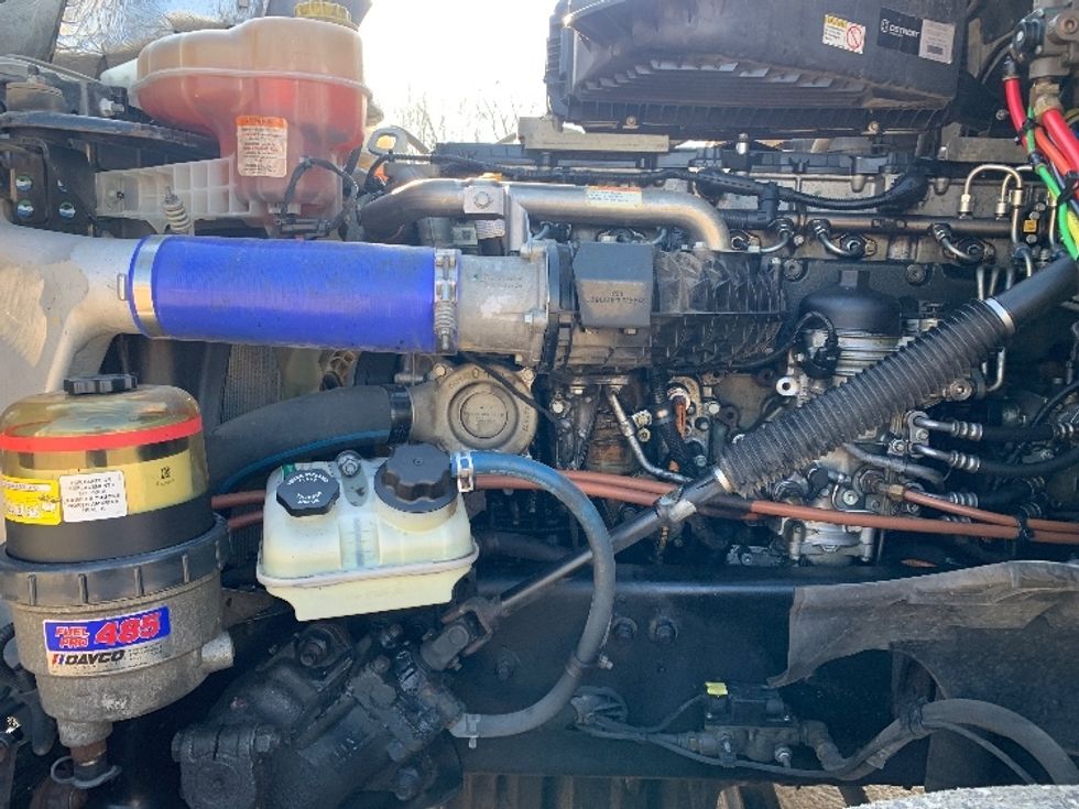 Day Cab Tractor-Heavy Duty Tractors-Freightliner-2020-T12664ST-Poplar Bluff-MO-583,679\n\t\tmiles-$ 44,000 - Image 16