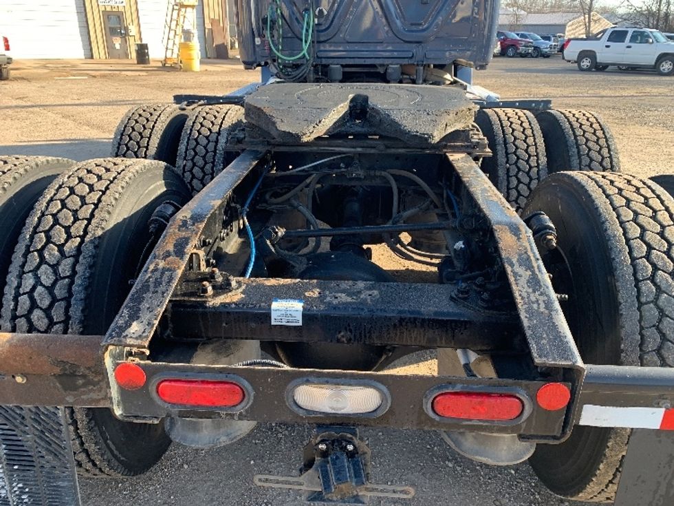 Day Cab Tractor-Heavy Duty Tractors-Freightliner-2020-T12664ST-Poplar Bluff-MO-583,679\n\t\tmiles-$ 44,000 - Image 6