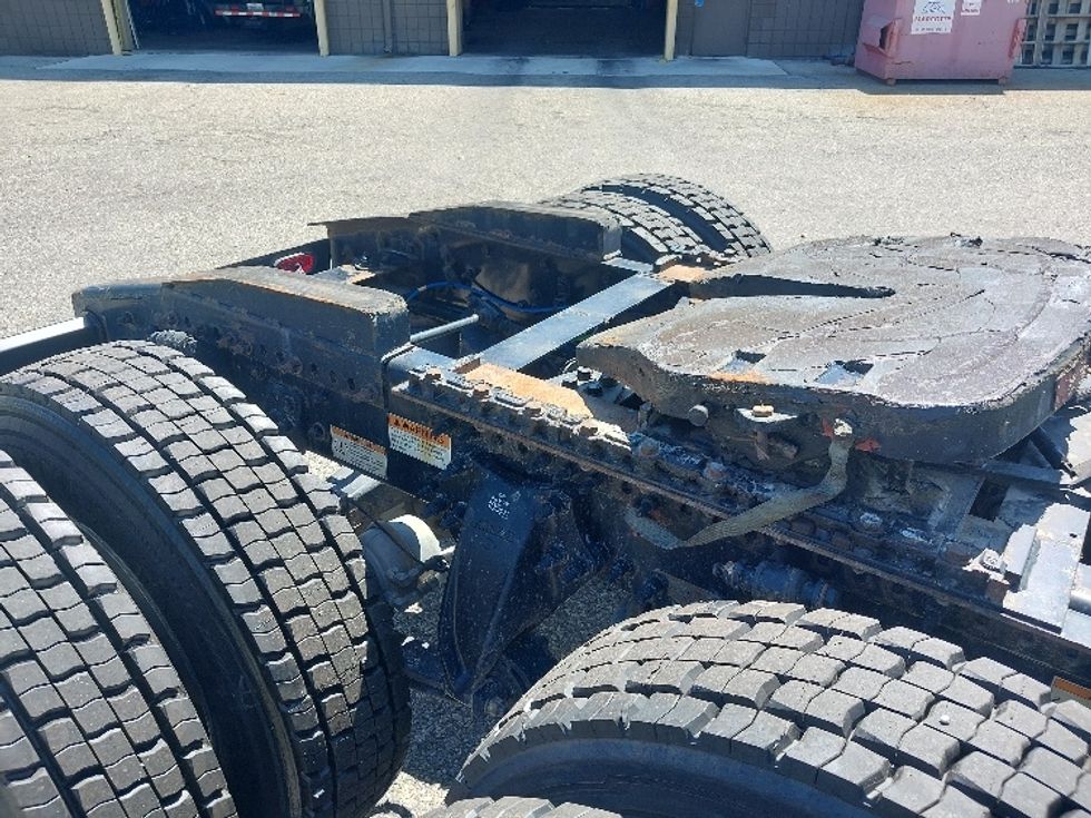 Day Cab Tractor-Heavy Duty Tractors-Freightliner-2020-T12664ST-Port Huron-MI-156,235\n\t\tmiles-$ 72,000 - Image 18