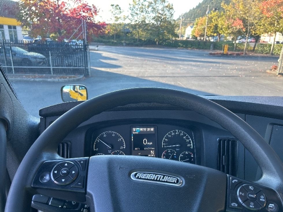 Day Cab Tractor-Heavy Duty Tractors-Freightliner-2020-T12664ST-Portland-OR-113,851\n\t\tmiles-$ 65,000 - Image 11