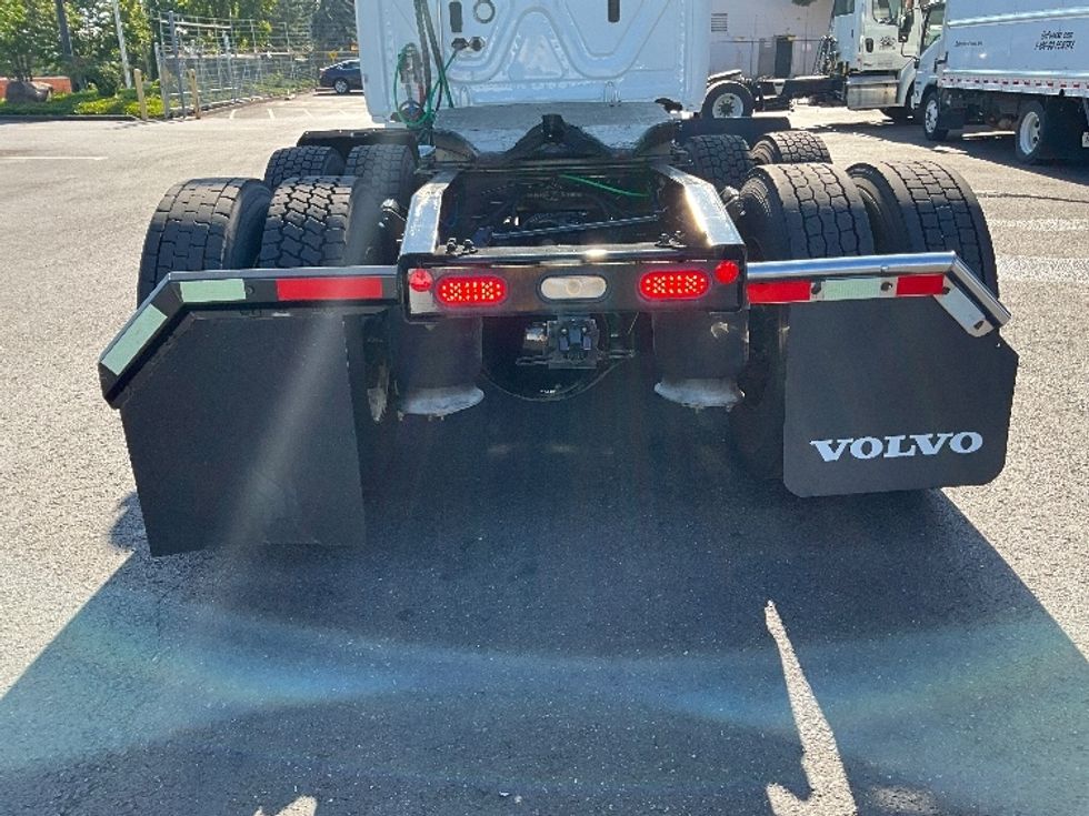 Day Cab Tractor-Heavy Duty Tractors-Freightliner-2020-T12664ST-Portland-OR-254,254\n\t\tmiles-$ 64,000 - Image 21