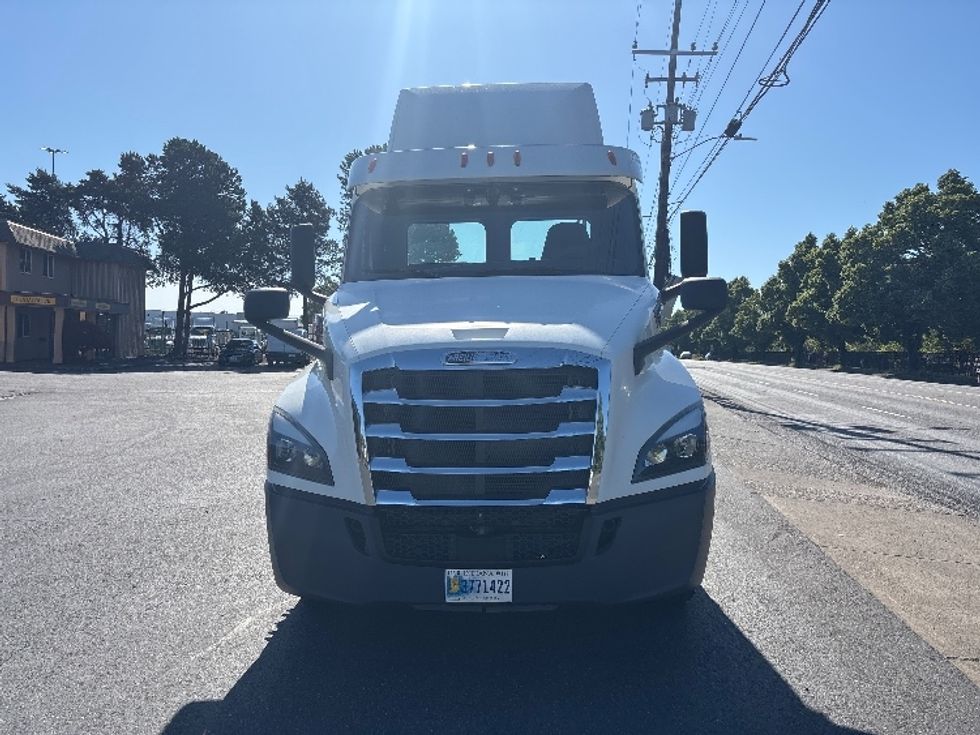 Day Cab Tractor-Heavy Duty Tractors-Freightliner-2020-T12664ST-Portland-OR-492,955\n\t\tmiles-$ 46,750 - Image 2