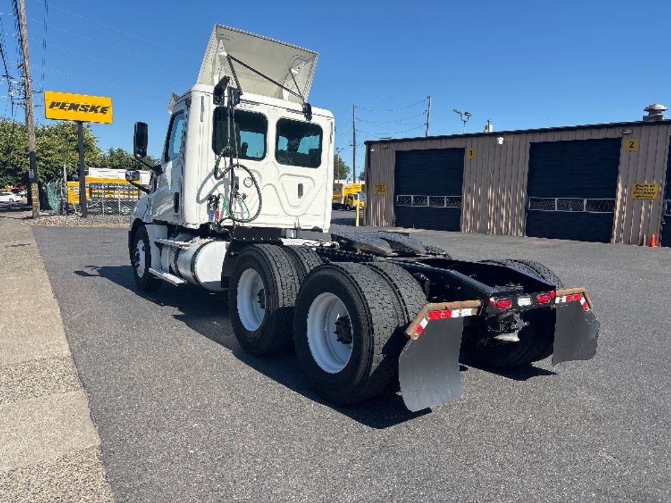 Day Cab Tractor-Heavy Duty Tractors-Freightliner-2020-T12664ST-Portland-OR-492,955\n\t\tmiles-$ 46,750 - Image 5
