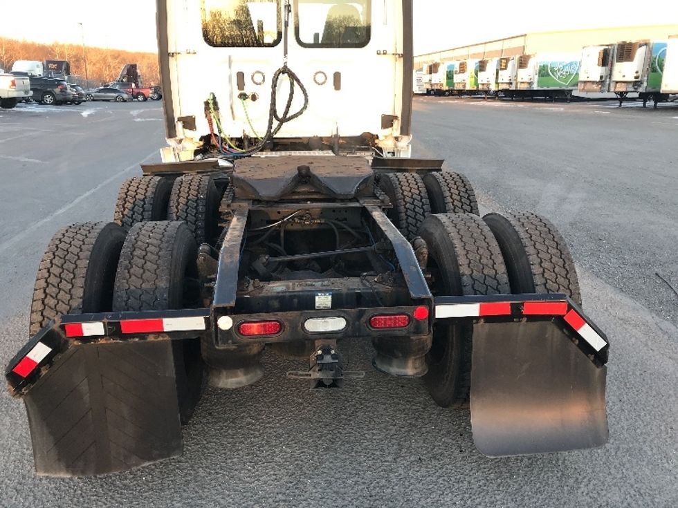 Day Cab Tractor-Heavy Duty Tractors-Freightliner-2020-T12664ST-Pottsville-PA-674,890\n\t\tmiles-$ 31,500 - Image 6