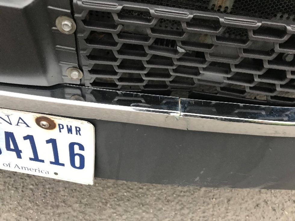 Day Cab Tractor-Heavy Duty Tractors-Freightliner-2020-T12664ST-Pottsville-PA-761,938\n\t\tmiles-$ 28,500 - Image 19