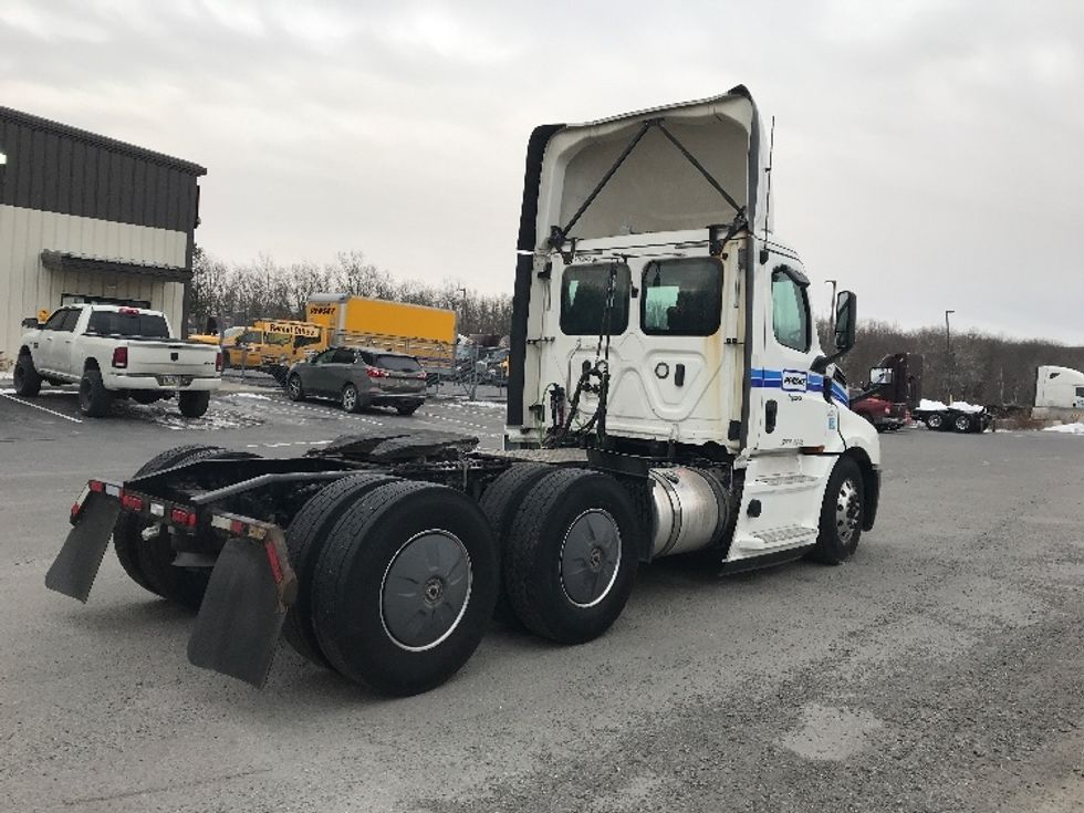 Day Cab Tractor-Heavy Duty Tractors-Freightliner-2020-T12664ST-Pottsville-PA-761,938\n\t\tmiles-$ 28,500 - Image 7