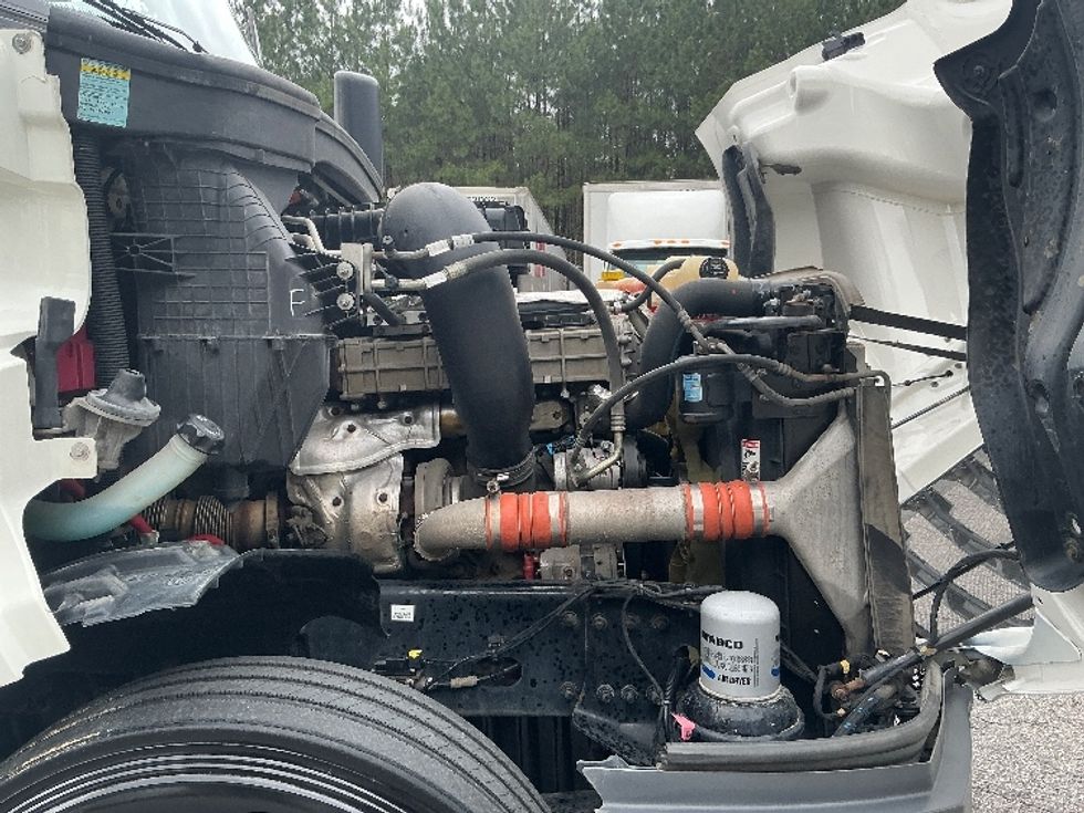 Day Cab Tractor-Heavy Duty Tractors-Freightliner-2020-T12664ST-Prince George-VA-346,571\n\t\tmiles-$ 51,250 - Image 15