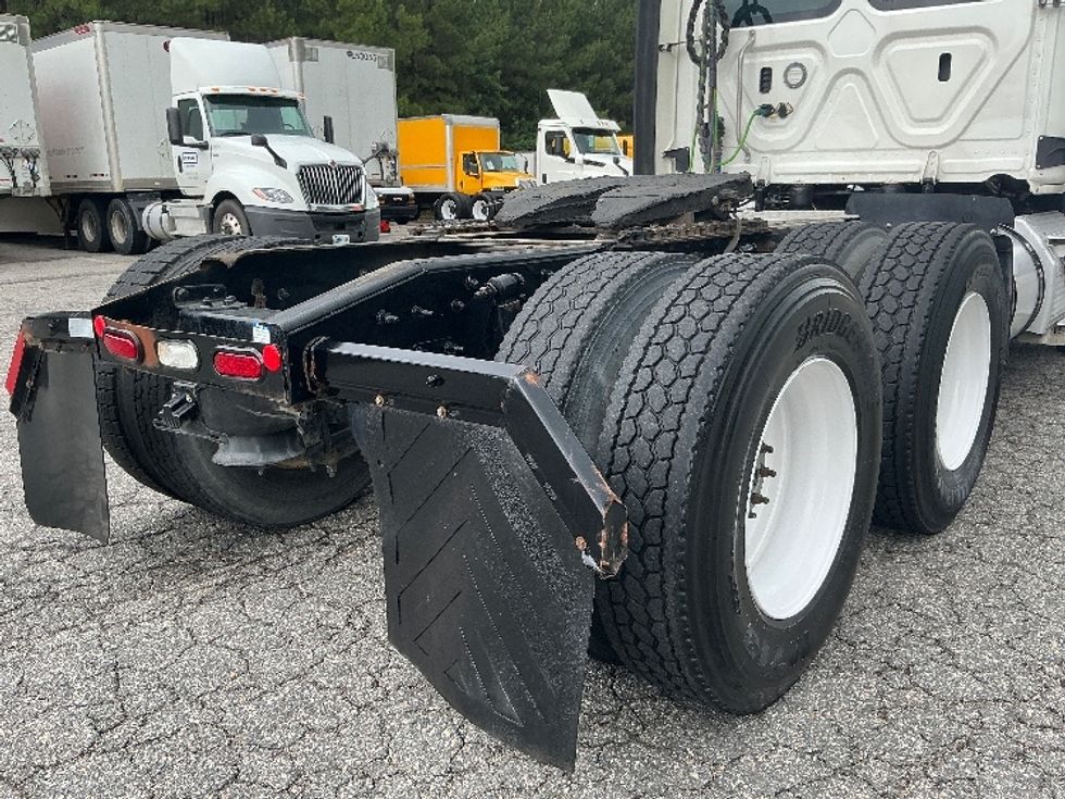 Day Cab Tractor-Heavy Duty Tractors-Freightliner-2020-T12664ST-Prince George-VA-346,571\n\t\tmiles-$ 51,250 - Image 18
