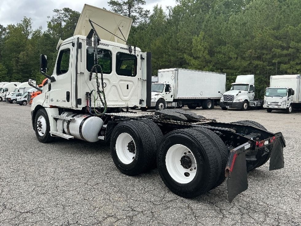 Day Cab Tractor-Heavy Duty Tractors-Freightliner-2020-T12664ST-Prince George-VA-346,571\n\t\tmiles-$ 51,250 - Image 5