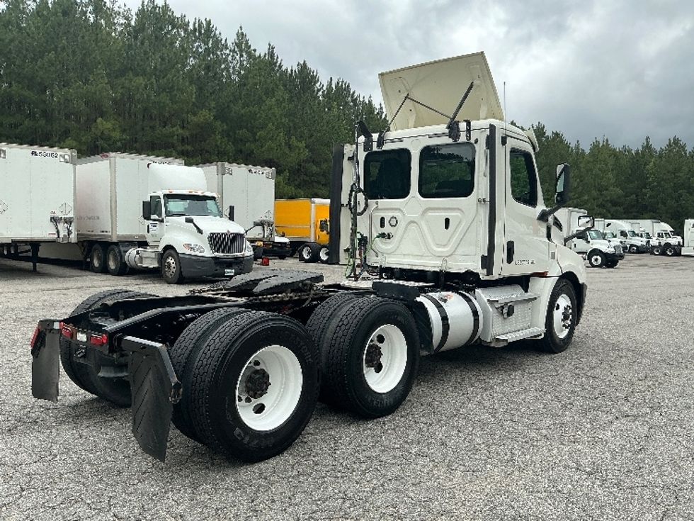 Day Cab Tractor-Heavy Duty Tractors-Freightliner-2020-T12664ST-Prince George-VA-346,571\n\t\tmiles-$ 51,250 - Image 7