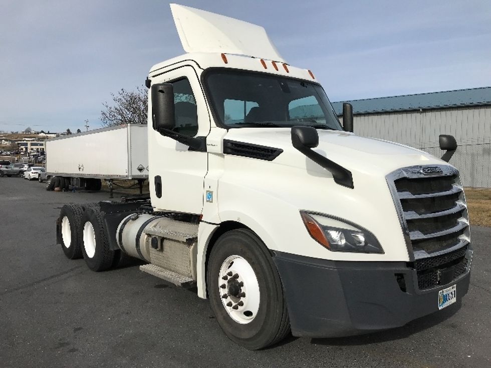 Day Cab Tractor-Heavy Duty Tractors-Freightliner-2020-T12664ST-Prince George-VA-449,546\n\t\tmiles-$ 47,500 - Image 1