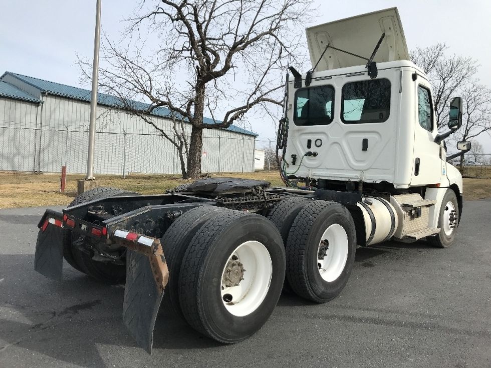 Day Cab Tractor-Heavy Duty Tractors-Freightliner-2020-T12664ST-Prince George-VA-449,546\n\t\tmiles-$ 47,500 - Image 7